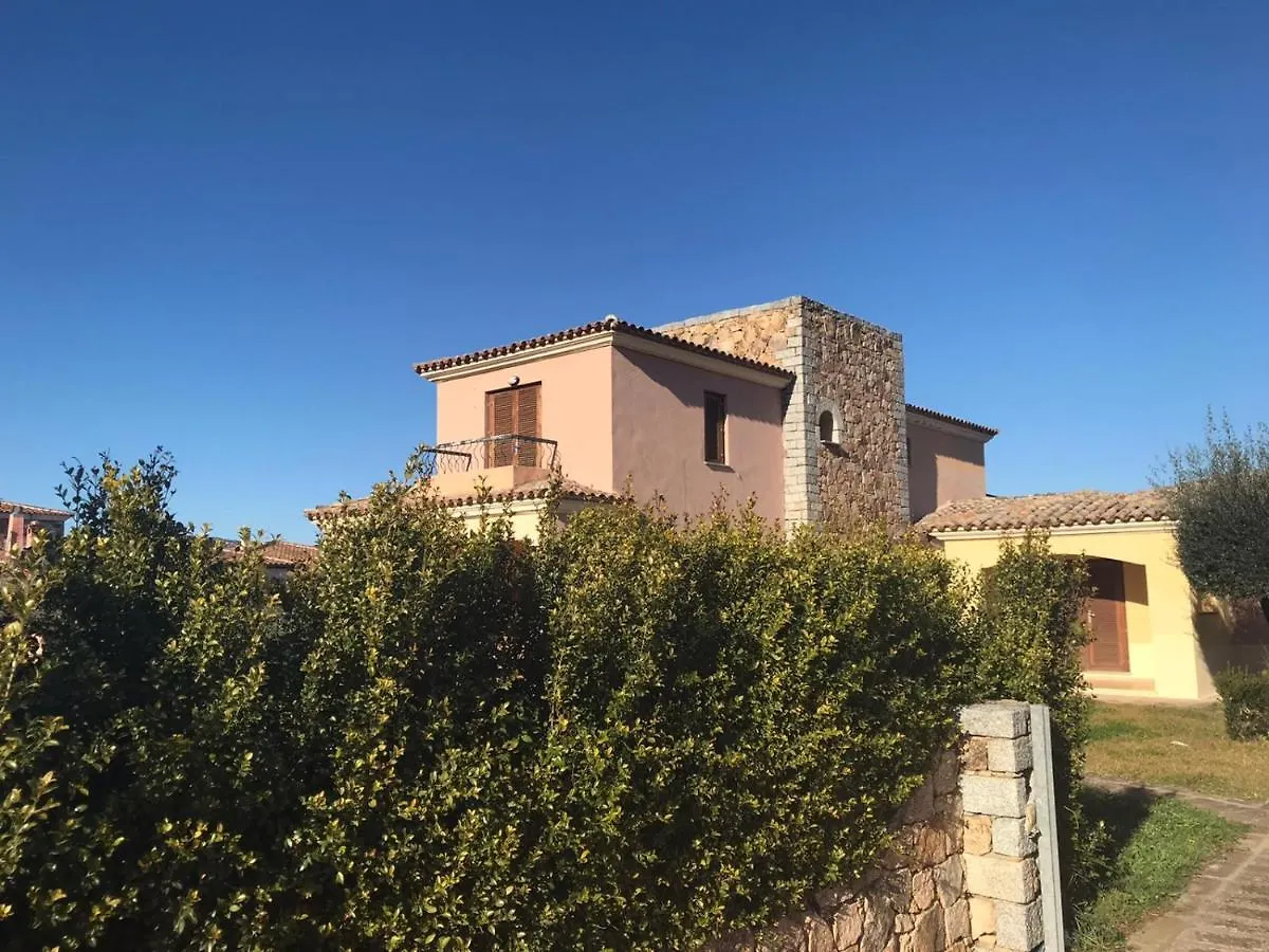 Residenze Gambaru Villa San Teodoro  Holiday home San Teodoro (Sardinia)